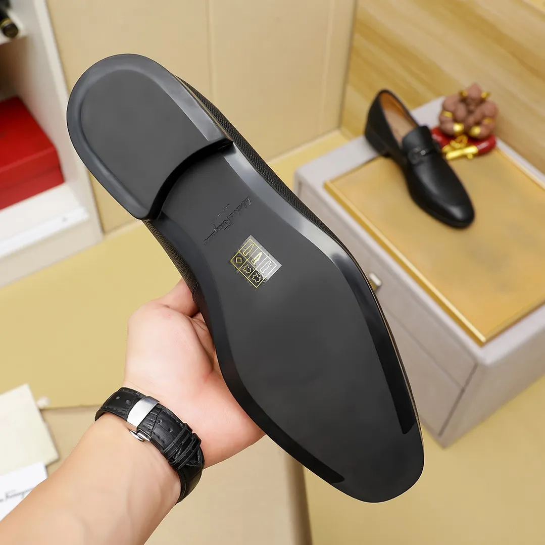 Men's shoes 💰600 🕷🕷🐂【Ferragamo】 Popular fashionable casual shoes🇨🇳Official website counter 1:1 production, original mold opening💯Good quality can be seen, imported high-end first-layer pebbled calfskin, water-dyed🐂leather lining🌿very clear texture, high-quality waterproof, non-slip and wear-resistant outsole🎋high quality and low price, truly handmade🍓, 7 colors available! Code number 38-44 (45. To be customized)